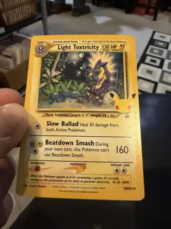 Light Toxtricity SWSH137 SWSH: Sword & Shield Promo Cards Holo - Image 2