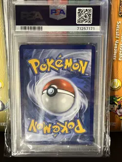 2018 Pokemon Sun & Moon : Lost Thunder Umbreon (Normal) 120/214 PSA 8 NM-MT - Image 2