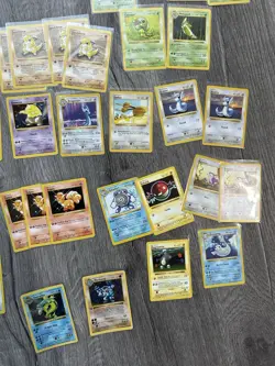 1999 Pokemon Base Set Shadowless Lot Of 83 cards 1st Edition Machamp 2 Holos - Image 4