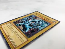 Yugioh Blue Eyes White Dragon SKE-001 TCG Card - Image 3