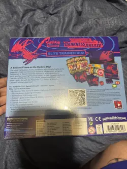 Pokemon TCG Sword Shield Darkness Ablaze Elite Trainer Box ETB Sealed 🔥🔥 - Image 2