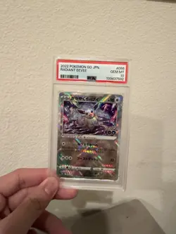 Radiant Eevee PSA 10 055/071 s10b Pokemon GO Japanese Pokemon Card - Image 1