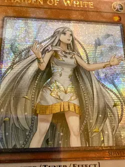 2025 YU-GI-OH! Maiden of White 1st Ed Qtr Century Secret Rare SDWD-EN041 PSA 10! - Image 2