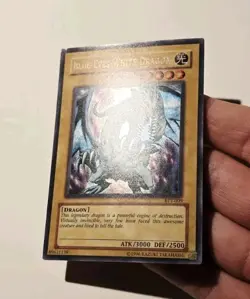 Yugioh Blue-Eyes White Dragon BPT-009 Secret Rare LP - Image 5