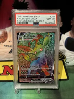 Leafeon VMAX Evolving Skies #204 2021 Secret Rare Holo Graded PSA 10 Pokemon TCG - Image 2