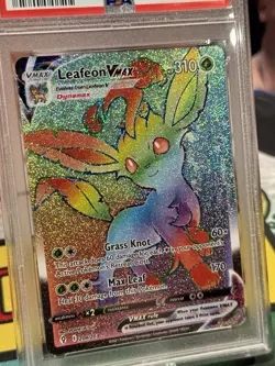 Leafeon VMAX Evolving Skies #204 2021 Secret Rare Holo Graded PSA 10 Pokemon TCG - Image 3