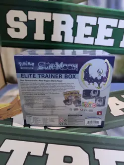 Pokemon TCG Sun And Moon Elite Trainer Box Lunala Sealed (See Photos) - Image 2