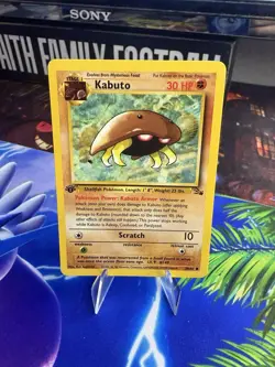 1st Edition Kabuto 50/62 Fossil Pokemon Card - Image 1