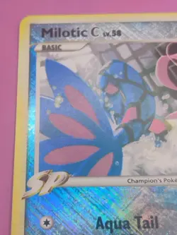 Milotic C 35/147 Supreme Victors Crosshatch Reverse Holo Pokemon Card - Image 3