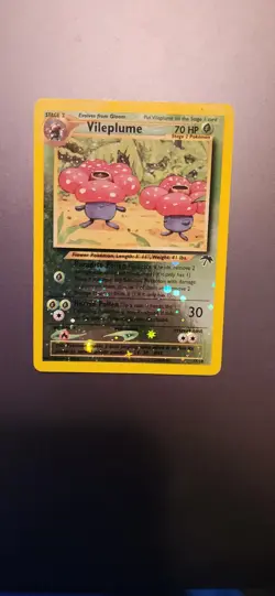Vileplume 17/18 Southern Islands 2001 Holo Rare SWIRL Pokemon Card TCG - Image 1
