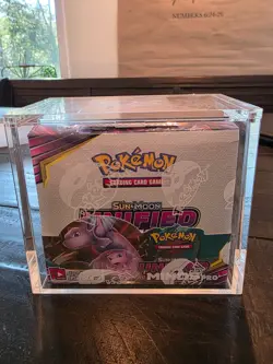 Pokemon TCG Sun & Moon Unified Minds Boosteer Display Box Sealed w/ Acrylic Case - Image 1