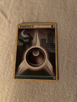 Pokemon TCG Dark Energy Umbreon Card 121/123 Heart Gold Soul Silver Basic - Image 1