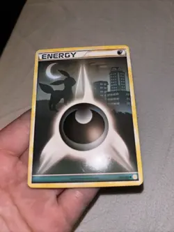 Pokemon TCG Dark Energy Umbreon Card 121/123 Heart Gold Soul Silver Basic - Image 3
