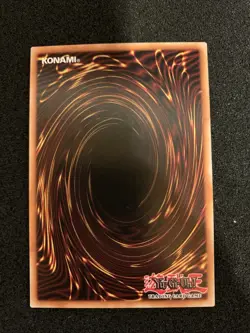 Yu-Gi-Oh! Dark Magician (DPYG-EN001) - Yugi Unlimited Edition NM/M - Image 2