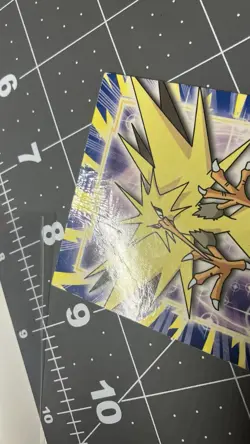 2000 Topps Pokemon TV Animation Edition Series 3 Non Holo #145 Zapdos - Image 3