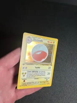 Pokemon TCG Electrode 2/64 1st Edition Jungle Holo LP - Image 4