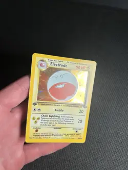Pokemon TCG Electrode 2/64 1st Edition Jungle Holo LP - Image 5