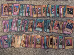 Vintage 170 Yu Gi Oh TCG Card Bundle - Image 3