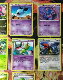 Legendary Treasures Black + White 2013 Vintage Pokemon Card Lot Read Description - Image 3