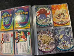 Topps Pokemon Trading Cards Bundle, including charizard. 40 cards. Inc folder 💥 - Image 3