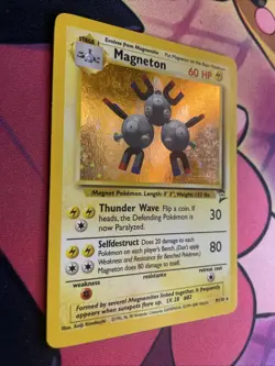 Pokemon TCG - Magneton 9/130 Holo Base Set 2 LP - SWIRL - Image 2