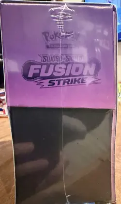 Pokemon TCG: Sword & Shield Fusion Strike Elite Trainer Box Factory Sealed New 820650809330 - Image 4