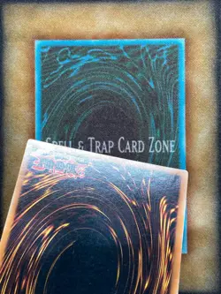 Yugioh Blue-Eyes White Dragon FL1-EN001 Secret Rare Limited Edition LP - Image 4