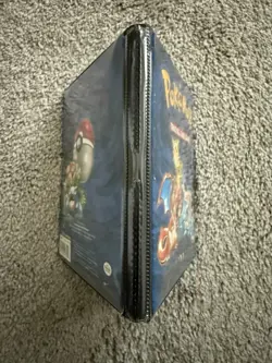 Wizards of the Coast Pokemon TCG 4-Pocket Album Binder Blue Black 1999 Pikachu - Image 2