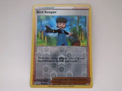Bird Keeper 159/189 Darkness Ablaze NM Reverse Holo Uncommon Pokemon Card - Image 1