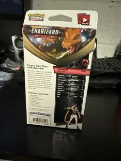 Pokemon Sword & Shield Vivid Voltage Charizard Theme Deck NEW FACTORY SEALED - Image 2