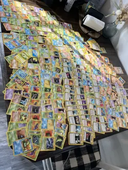 Massive Pokemon Vintage Lot 400+ Cards - Image 2