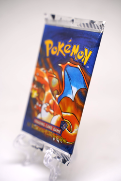 21.03g Pokemon TCG Base Set Booster Pack Potential Shadowless Charizard (LIGHT) - Image 4