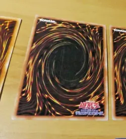 YUGIOH JAPANESE ULTRA RARE HOLO CARD CARTE Glorious Illusion DS14-JPL27 JAPAN NM - Image 2