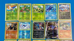 Pokemon Holographic card Lot - 30 Cards - Image 2