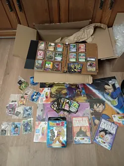 200x Lot DBZ Dragon Ball Tin Card Binder Ultra Rare Foil Bunny Bulma Prize Items - Image 1