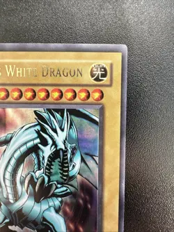 Yugioh Blue-Eyes White Dragon LOB-001 Ultra Rare Unlim 2002 Clean Nm - Image 3