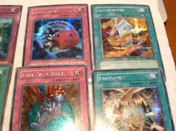 YU-GI-OH HOLOGRAPHIC CARD LOT - Image 3