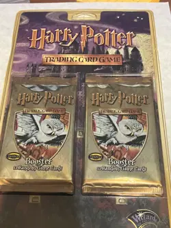 Harry Potter 1 sealer Booster pkg. with 2 packages of 11 cards each inside. - Image 1