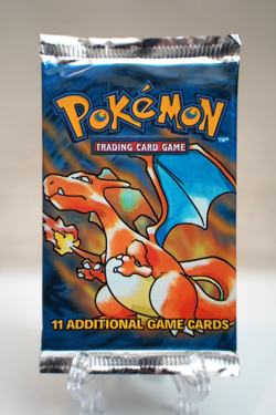 Pokemon TCG Base Set Unlimited Booster Pack Charizard Art WOTC Sealed - Image 1