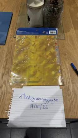 Pokemon Pikachu World Collection 2000 - Sealed Folder & 9 Card Promo Set - Image 2