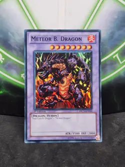 Yugioh Meteor B Dragon PRC1-EN004 Super Rare 1st Edition NM - Image 1