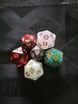 MTG D20 Spindown Dice. 6 Total. 4 Oversized. Sets In Description. - Image 1