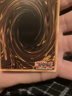 Yu-Gi-Oh! TCG Blue-Eyes White Dragon SDBE-EN001 Ultra Rare Foil Mint - Image 3