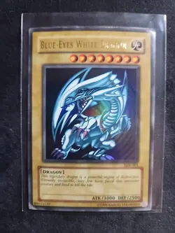 Blue-Eyes White Dragon SDK-001 Starter Deck: Kaiba Unlimited - Image 1