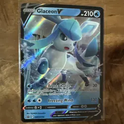 Glaceon V SWSH196 SWSH: Sword & Shield Promo Cards Holo - Image 1
