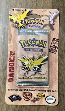 1999 WOTC Pokemon Sealed Pack Fossil Edition Zapdos (In packaging) - Image 1