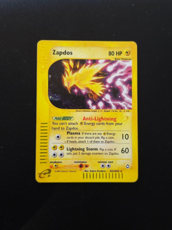 Pokemon Card Zapdos H32/H32 Skyridge Cosmos Holo ENG Inglese Played - Image 1