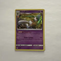 Pokemon TCG Gallade 82/236 Sun & Moon Cosmic Eclipse Holo Rare - Image 1