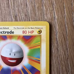 Pokemon TCG Base Set Electrode Shadowless Unlimited Non Holo Rare Card 21/102 - Image 4