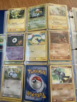 Pokemon Pickachu Yellow Cheeks Base Card 58/102 Near Mint NM Condition - Image 4